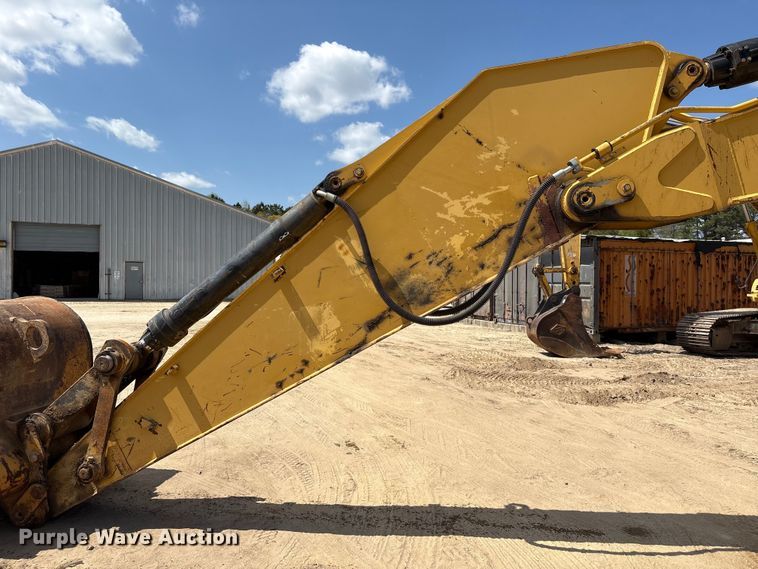 image for item EU0504 2008 Caterpillar 330D excavator