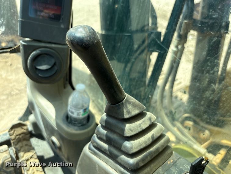 image for item EU0504 2008 Caterpillar 330D excavator