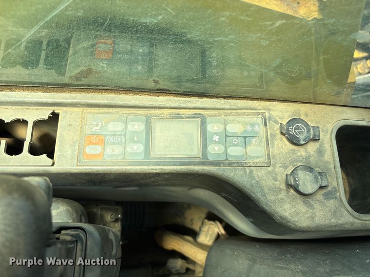 image for item EU0504 2008 Caterpillar 330D excavator