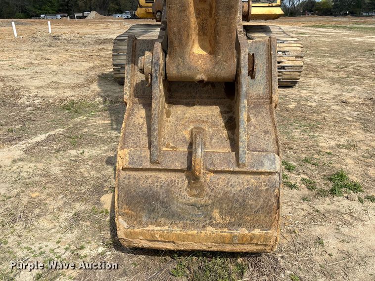 image for item EU0510 Komatsu PC300LC excavator