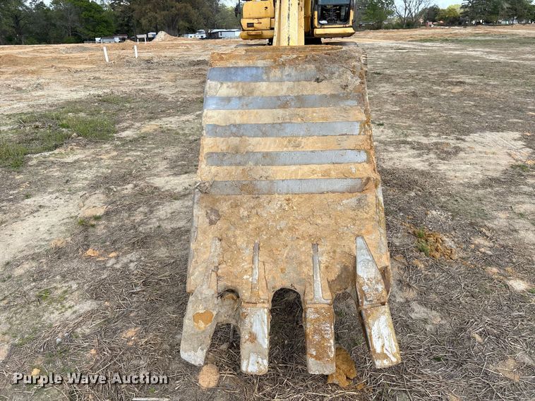 image for item EU0510 Komatsu PC300LC excavator