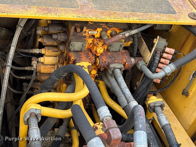 image for item EU0510 Komatsu PC300LC excavator