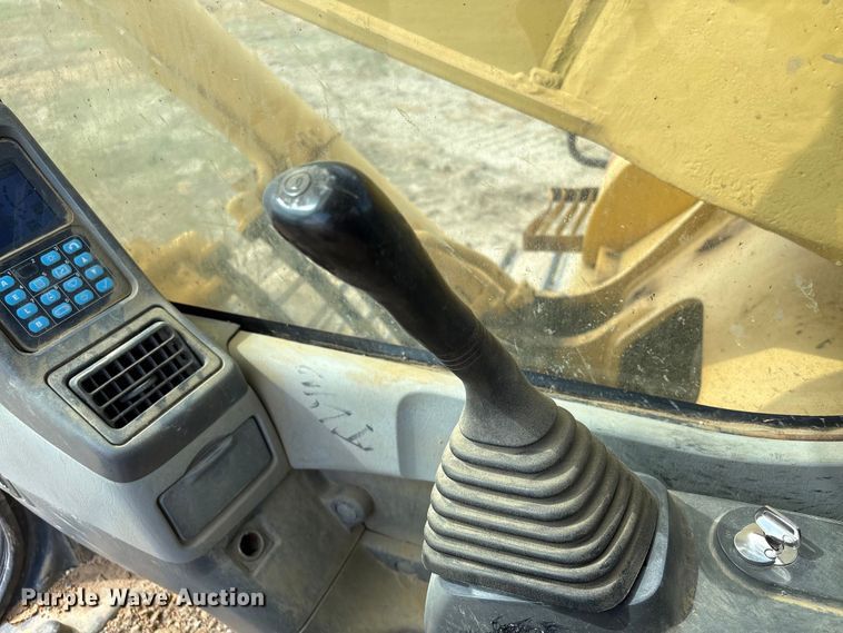 image for item EU0510 Komatsu PC300LC excavator