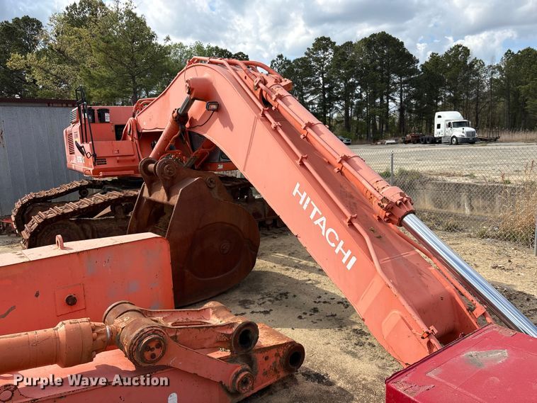 image for item EU0511 1999 Hitachi EX750-5 excavator