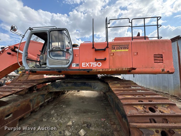 image for item EU0511 1999 Hitachi EX750-5 excavator
