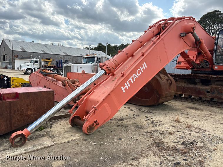 image for item EU0511 1999 Hitachi EX750-5 excavator