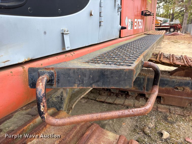 image for item EU0511 1999 Hitachi EX750-5 excavator