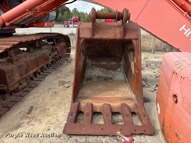 image for item EU0511 1999 Hitachi EX750-5 excavator