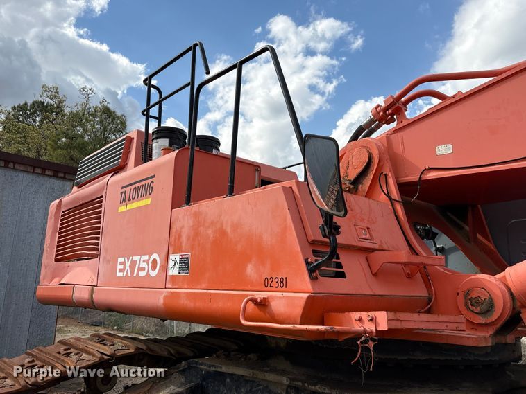 image for item EU0511 1999 Hitachi EX750-5 excavator