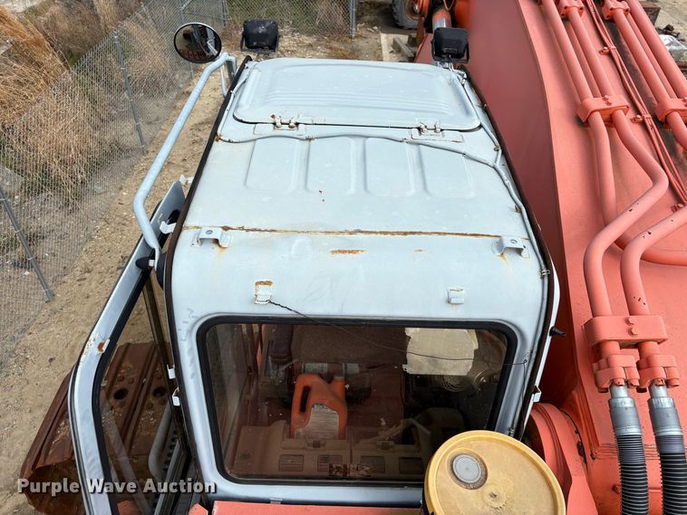 image for item EU0511 1999 Hitachi EX750-5 excavator