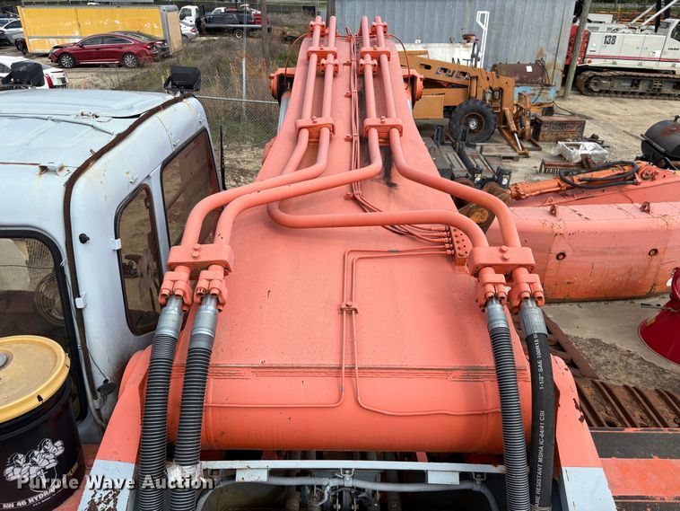 image for item EU0511 1999 Hitachi EX750-5 excavator