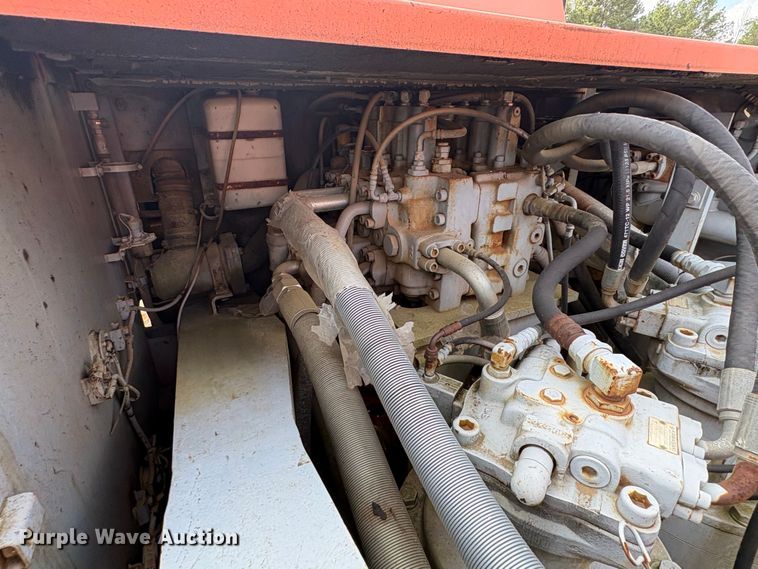 image for item EU0511 1999 Hitachi EX750-5 excavator