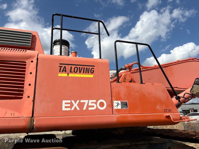 image for item EU0511 1999 Hitachi EX750-5 excavator