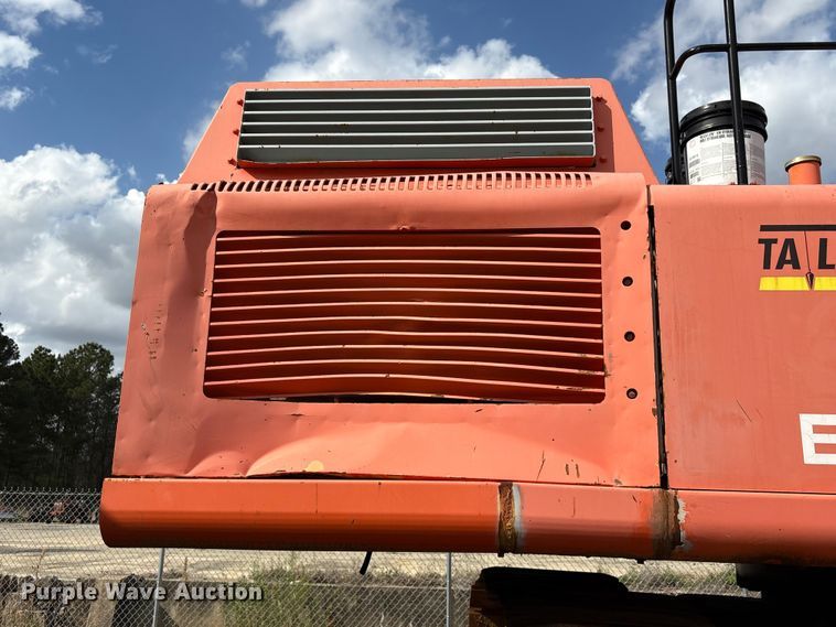 image for item EU0511 1999 Hitachi EX750-5 excavator