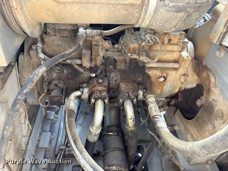 image for item EU0511 1999 Hitachi EX750-5 excavator