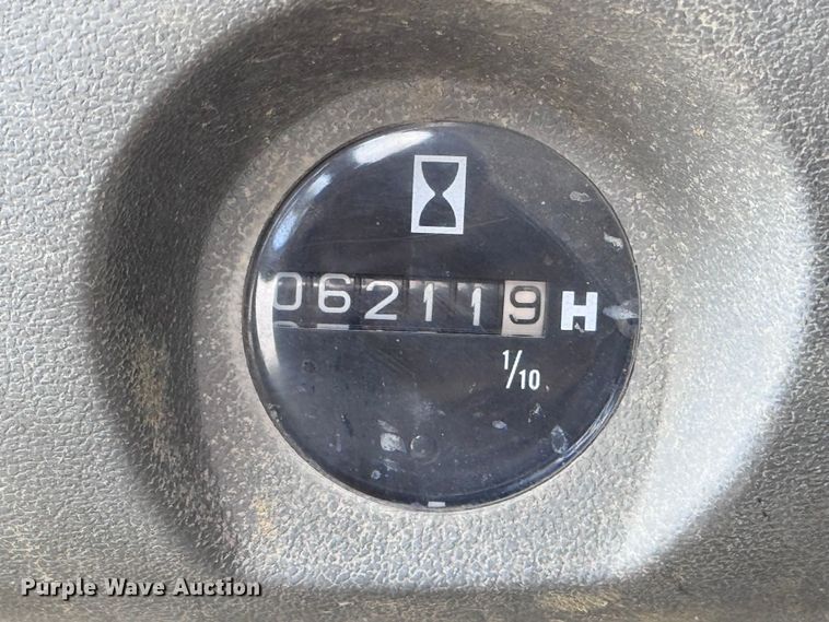 image for item EU0511 1999 Hitachi EX750-5 excavator