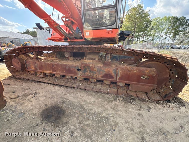 image for item EU0511 1999 Hitachi EX750-5 excavator