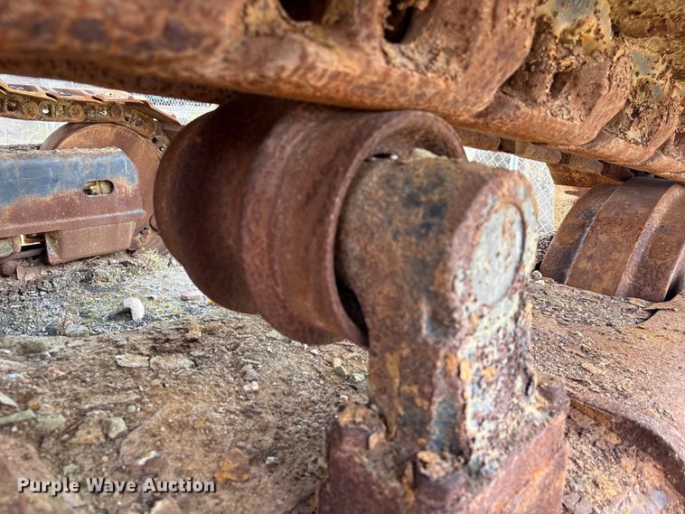 image for item EU0511 1999 Hitachi EX750-5 excavator