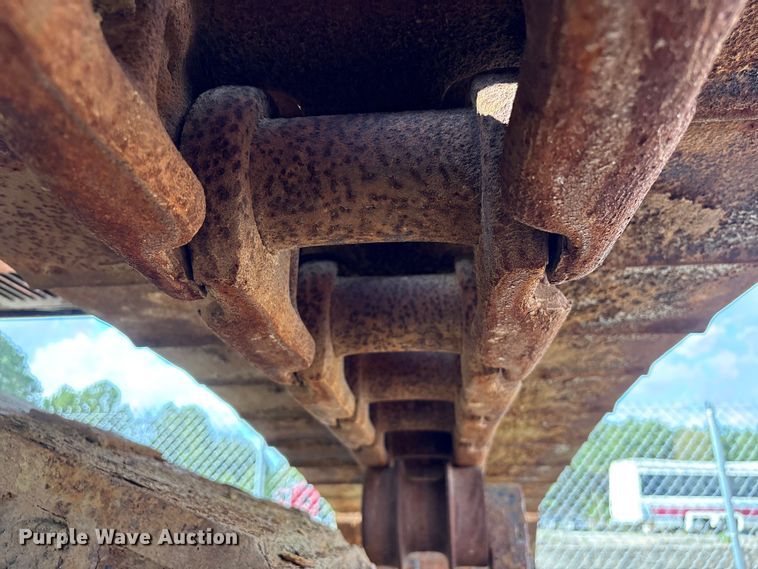 image for item EU0511 1999 Hitachi EX750-5 excavator