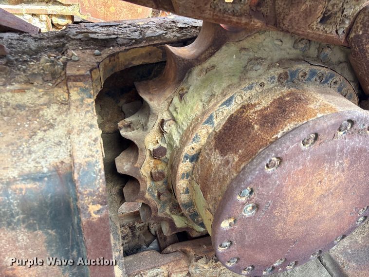 image for item EU0511 1999 Hitachi EX750-5 excavator