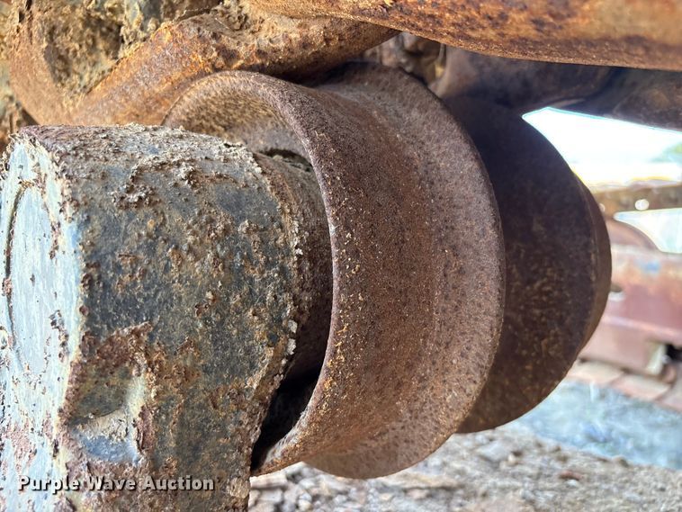 image for item EU0511 1999 Hitachi EX750-5 excavator