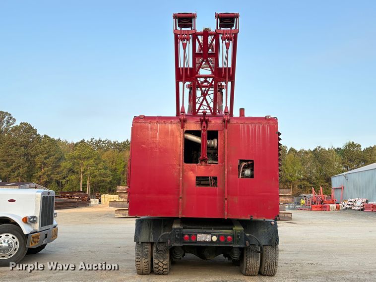 image for item EU0512 1968 Hendrickson 60-D crane