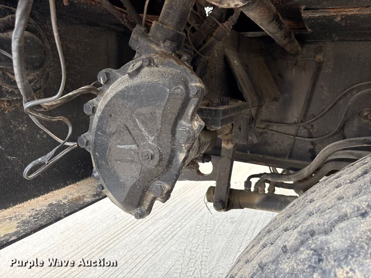 image for item EU0512 1968 Hendrickson 60-D crane