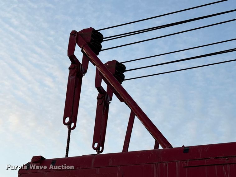 image for item EU0512 1968 Hendrickson 60-D crane