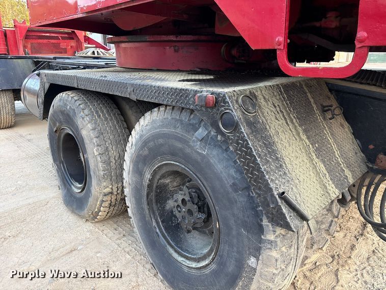 image for item EU0512 1968 Hendrickson 60-D crane