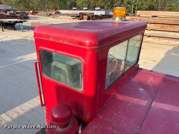 image for item EU0512 1968 Hendrickson 60-D crane