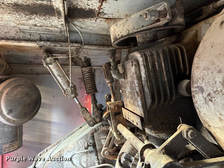 image for item EU0512 1968 Hendrickson 60-D crane