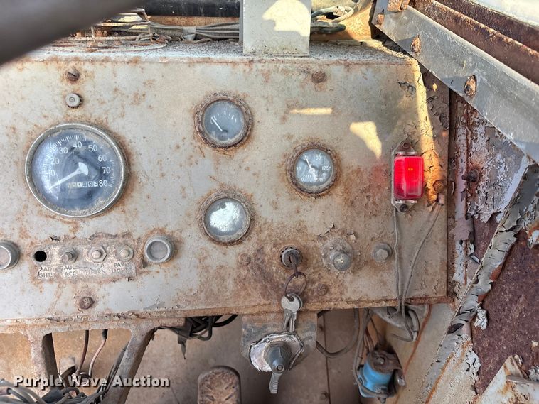 image for item EU0512 1968 Hendrickson 60-D crane