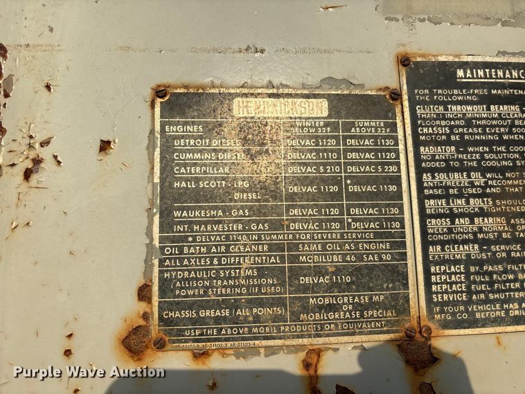 image for item EU0512 1968 Hendrickson 60-D crane