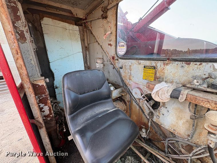 image for item EU0512 1968 Hendrickson 60-D crane