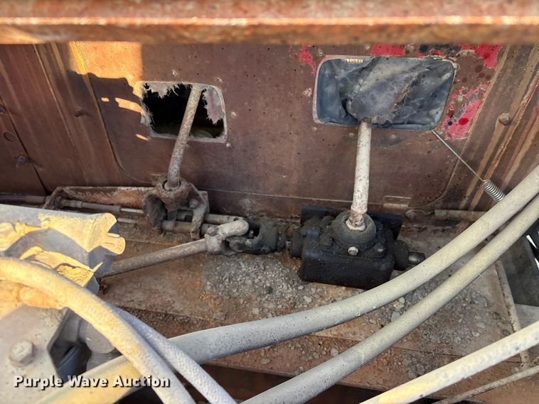 image for item EU0512 1968 Hendrickson 60-D crane