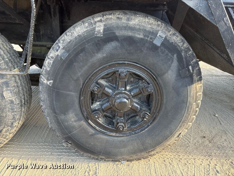 image for item EU0512 1968 Hendrickson 60-D crane