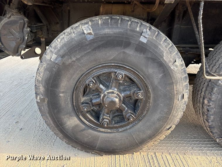 image for item EU0512 1968 Hendrickson 60-D crane