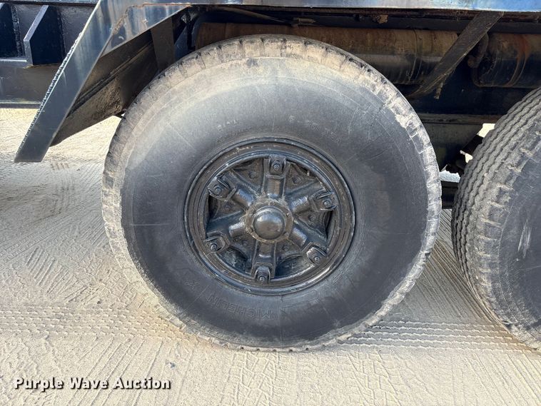 image for item EU0512 1968 Hendrickson 60-D crane