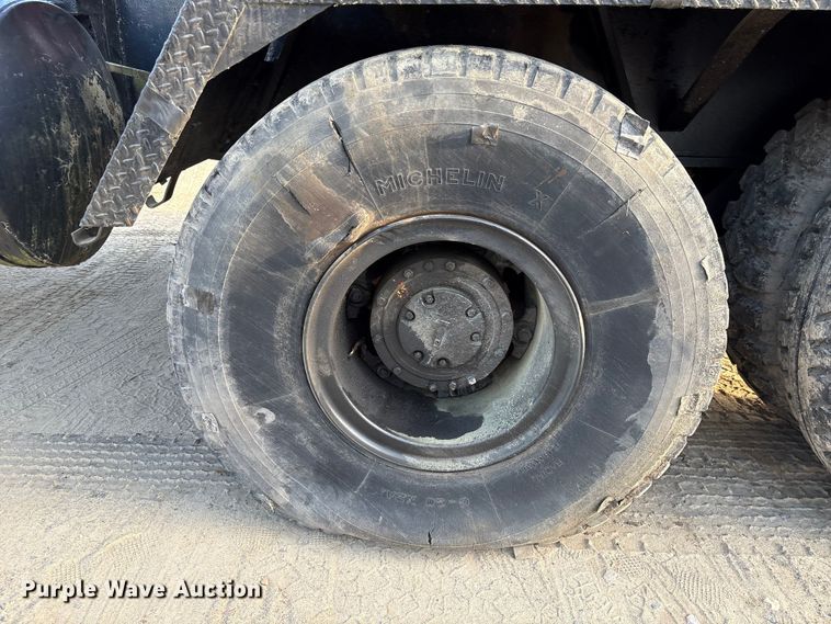 image for item EU0512 1968 Hendrickson 60-D crane