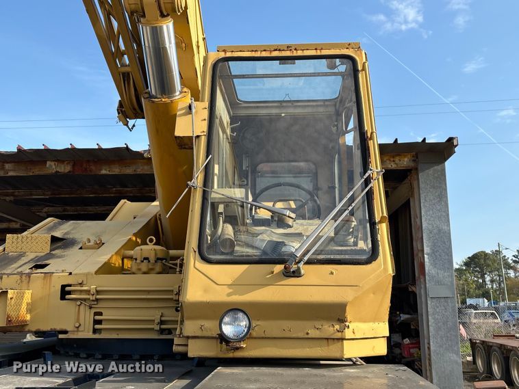 image for item EU0513 1986 Tadano TR-200E-1 crane