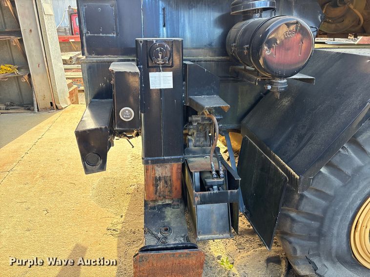 image for item EU0513 1986 Tadano TR-200E-1 crane