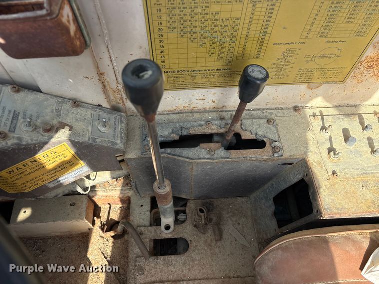 image for item EU0513 1986 Tadano TR-200E-1 crane