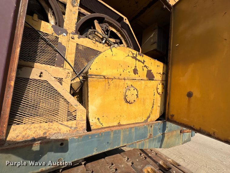 image for item EU0514 1976 Bucyrus-Erie 30-B crane