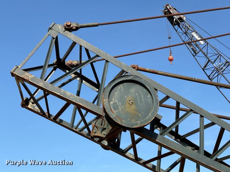 image for item EU0514 1976 Bucyrus-Erie 30-B crane