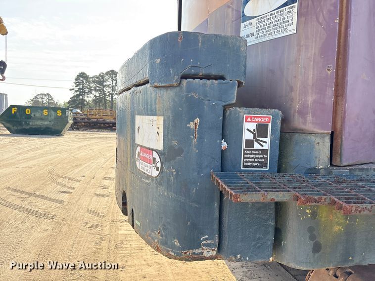 image for item EU0514 1976 Bucyrus-Erie 30-B crane