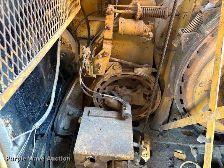 image for item EU0514 1976 Bucyrus-Erie 30-B crane