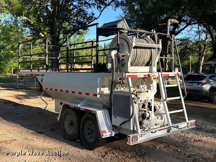 image for item EU0517 2000 Finn T120 hydroseeder