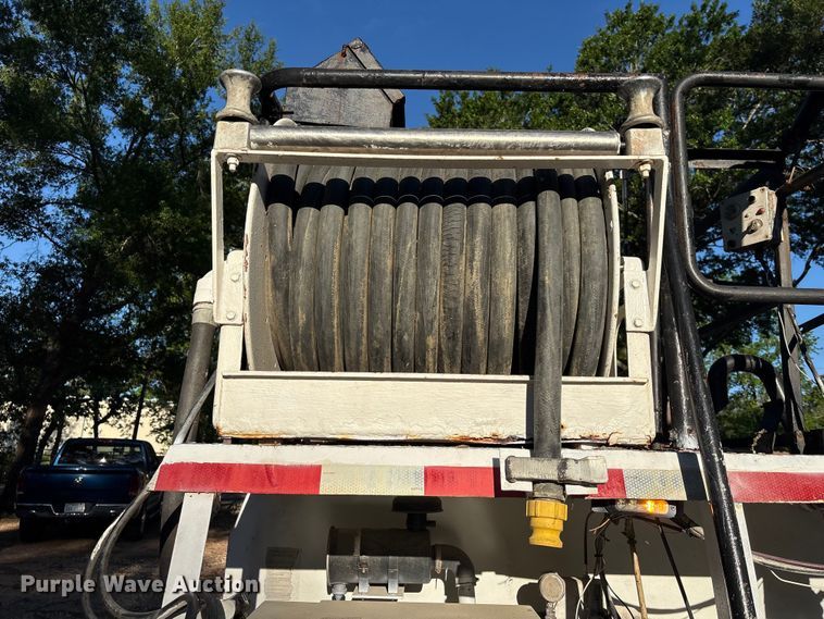 image for item EU0517 2000 Finn T120 hydroseeder