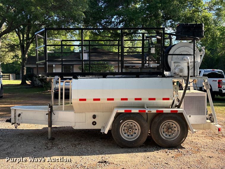 image for item EU0518 Finn T-90-T-II hydroseeder