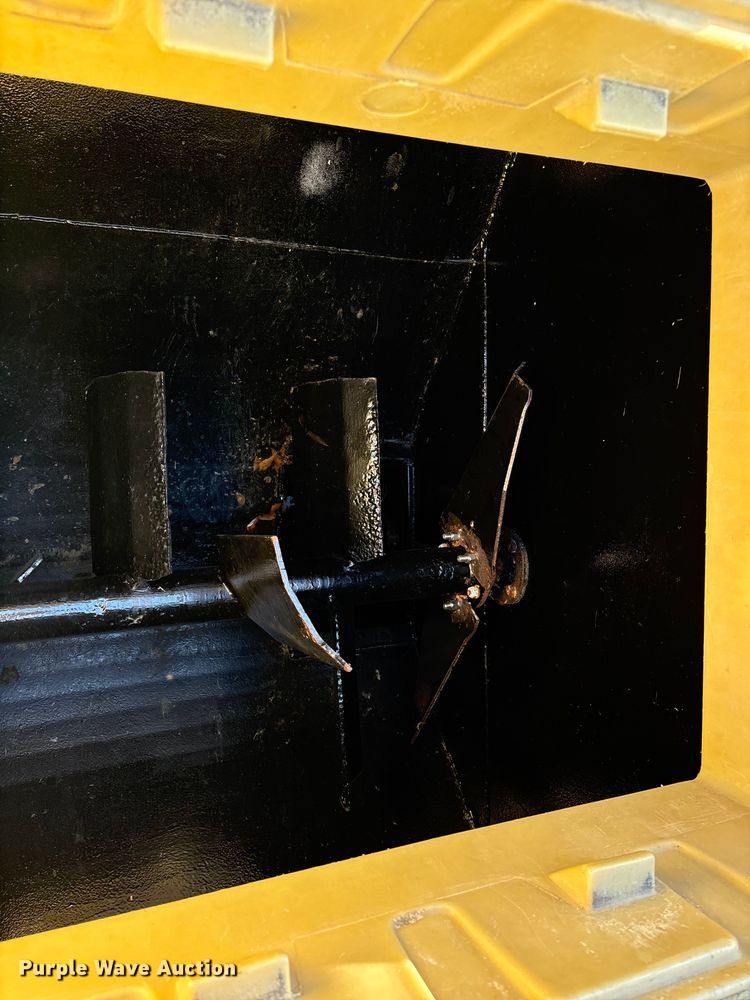 image for item EU0518 Finn T-90-T-II hydroseeder